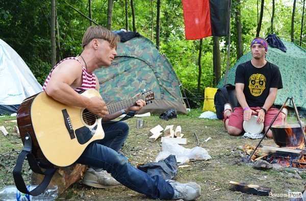 Наметове містечко на Бандерштаті: як жили фестивальники. ФОТО
