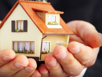 В Україні сироти, старші 23 років, мають право отримати житло поза чергою