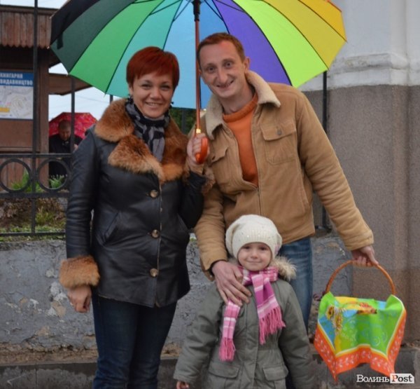 У центрі Луцька святили паски. ФОТО