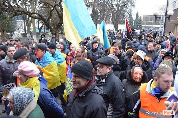 Пікет міліції та прокуратури в Луцьку. ФОТО