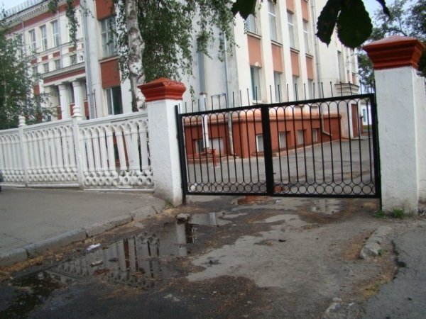 Лучани скаржаться на безгосподарність «дорожників»