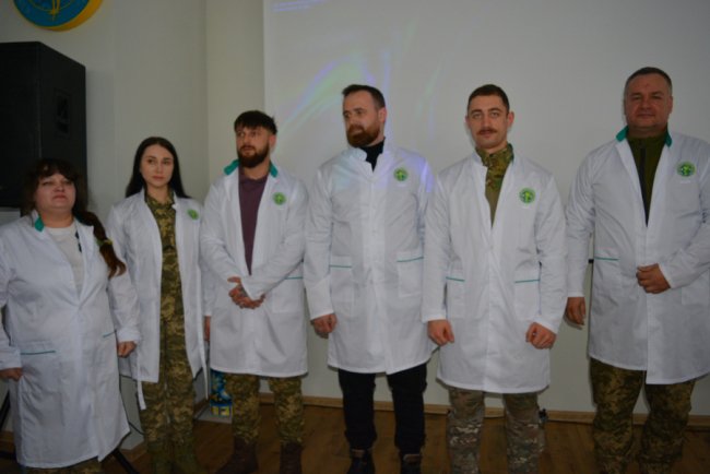 У луцькому медінституті відбулася посвята бойових медиків у першокурсники