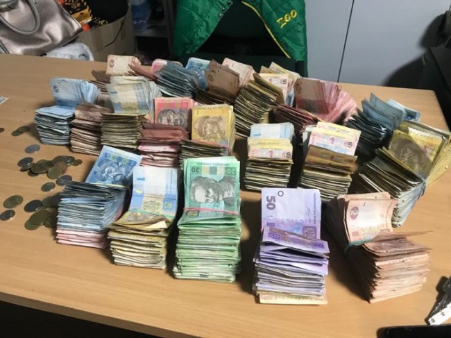 Благодійні кошти, зібрані лучанами, зоопарк використає на довіз працівників на роботу