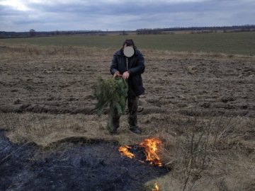 На Волині спіймали  «на гарячому» палія сухої трави