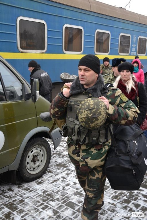Луцькі прикордонники їдуть захищати країну на Схід. ФОТО