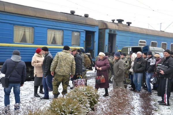 Луцькі прикордонники їдуть захищати країну на Схід. ФОТО