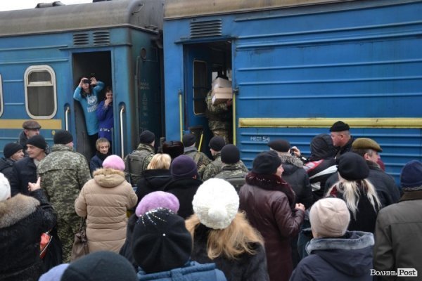 Луцькі прикордонники їдуть захищати країну на Схід. ФОТО