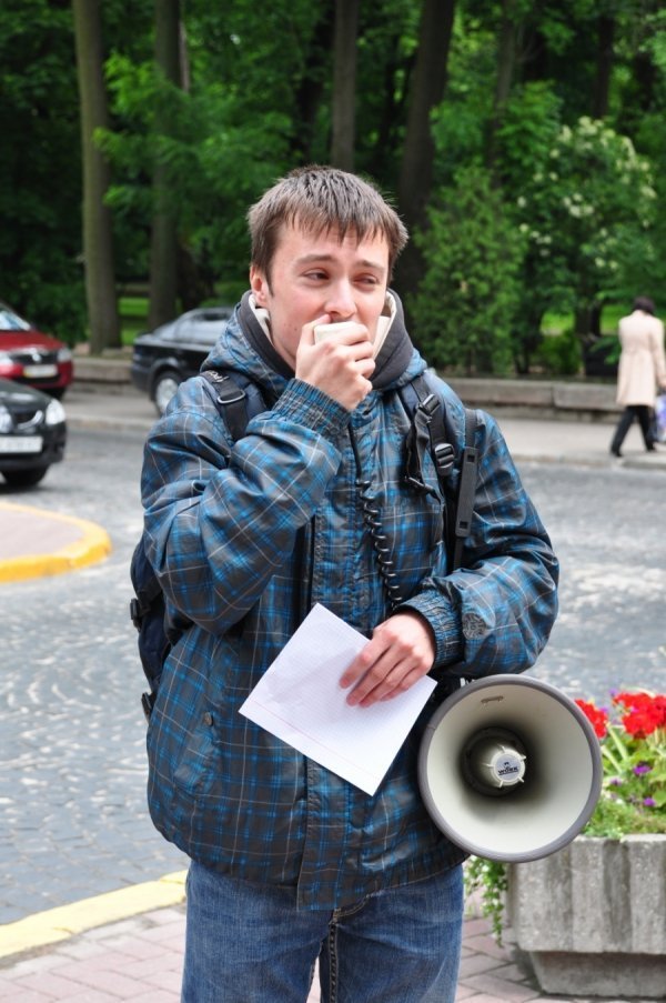 У Львові протестували проти відміну потягу «Ковель ‒ Чернівці». ФОТО