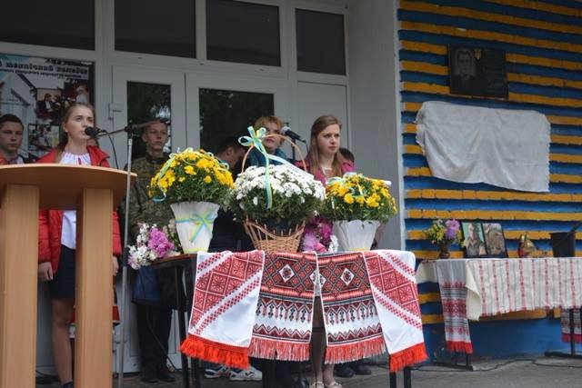 Об’єднала війна: двом волинським Героям відкрили меморіальні дошки