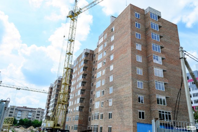 Фотозвіт із будівництва найяскравішого житлового комплексу Луцька* 