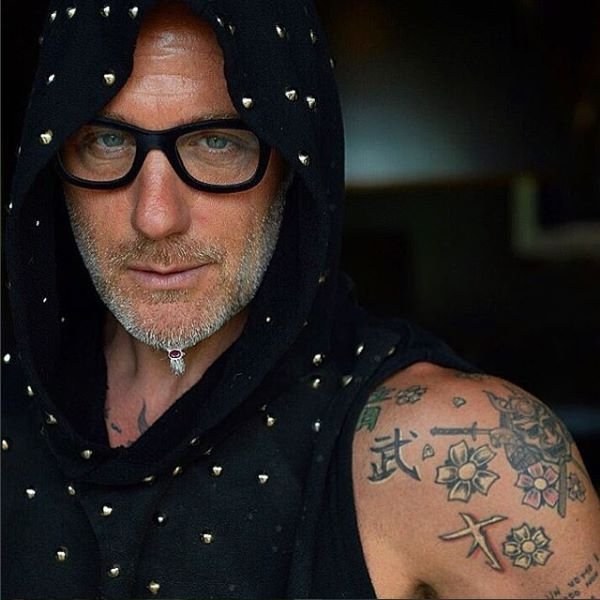 «Танцюючий мільйонер» розповів про себе українцям. ФОТО