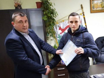 На Волині дитині, позбавленій батьківського піклування, купили будинок