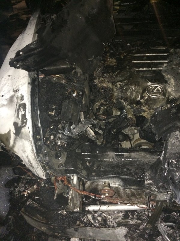 У Луцьку горіло авто депутата міськради. ФОТО