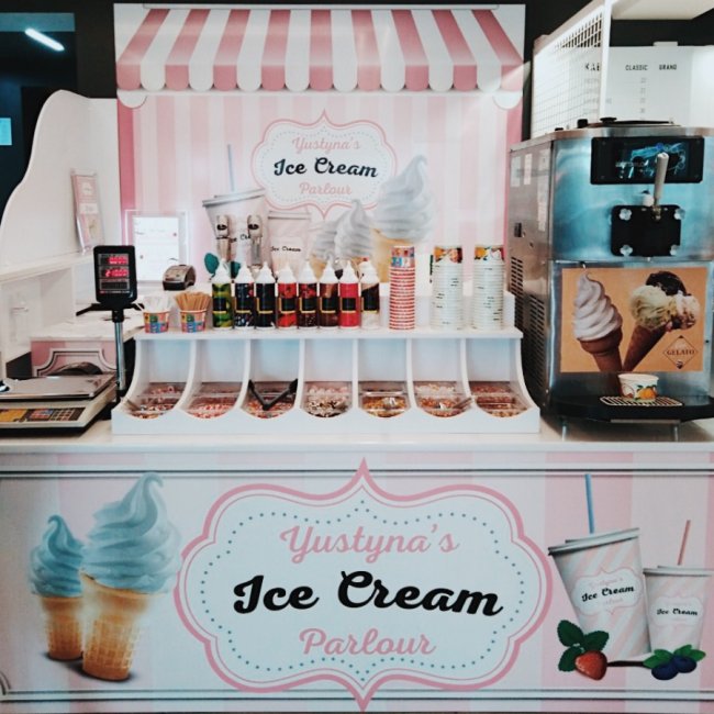 У «Промені»  відкрився новий заклад з морозивом*