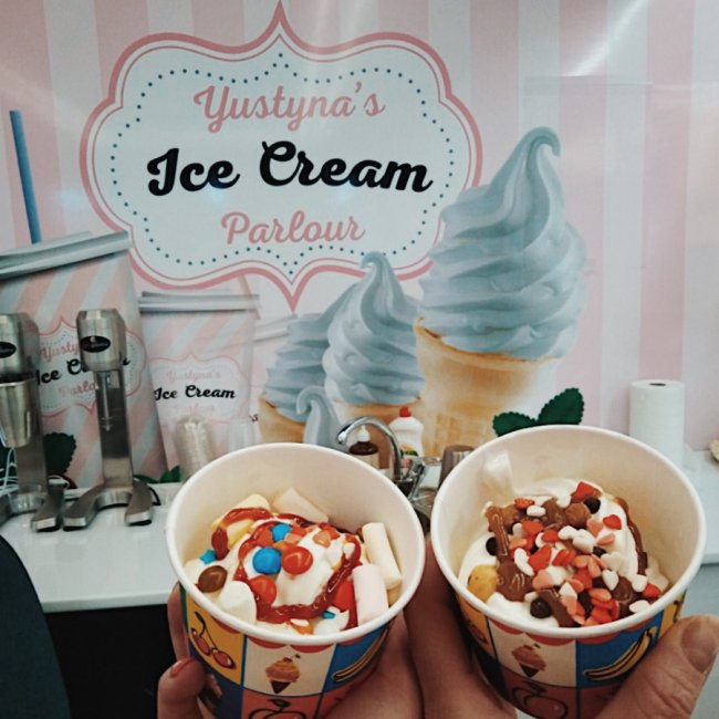 У «Промені»  відкрився новий заклад з морозивом*