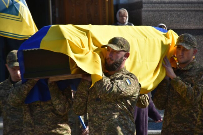 У Луцьку попрощалися з 22-річним Героєм Назарієм Дунаєм