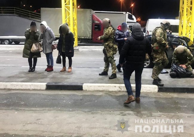 Опублікували фото та відео затримання на Волині організаторів секс-рабства