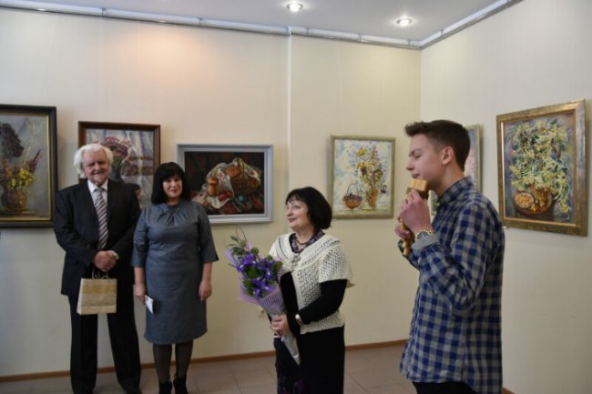 У Луцьку відкрили виставку самобутньої художниці. ФОТО