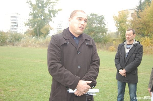 Луцьке футбольне поле хочуть віддати «Волині». ФОТО