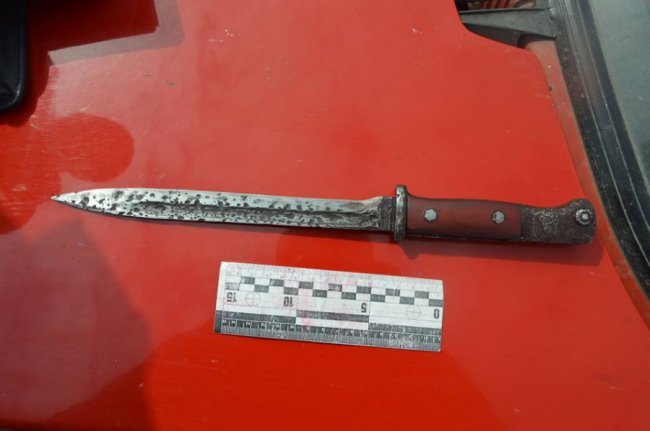 Поліція «взяла» волинянина, який продавав зброю через інтернет. ФОТО