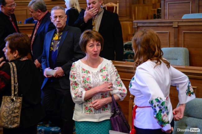 Депутатка Галина Йовик