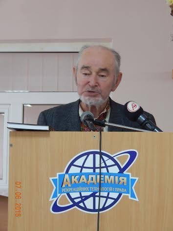 В Академії рекреаційних технологій і права відбулася зустріч з відомим дисидентом. ФОТО