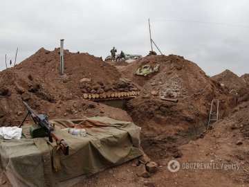 На Донбасі підірвали дві вантажівки з українськими бійцями, є постраждалі