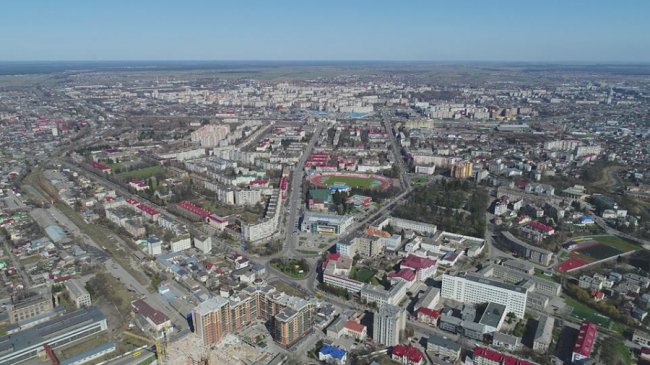 Весняний Луцьк з висоти пташиного польоту. ФОТО