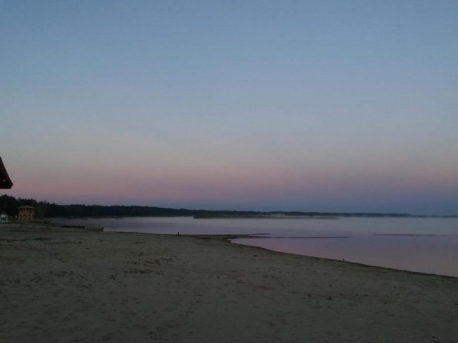 Осінній світанок на Світязі. ФОТО