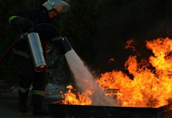 Діти-переселенці на екскурсії в луцьких рятувальників. ФОТО