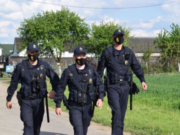 Біля ресторану під Луцьком затримали молодика з наркотиками