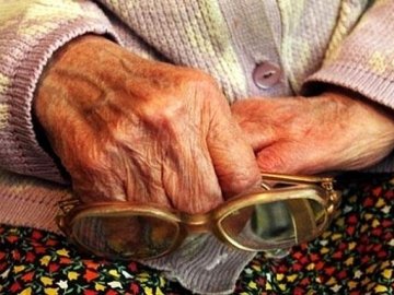 У Володимирі-Волинському бабуся вкрала засоби гігієни з магазину