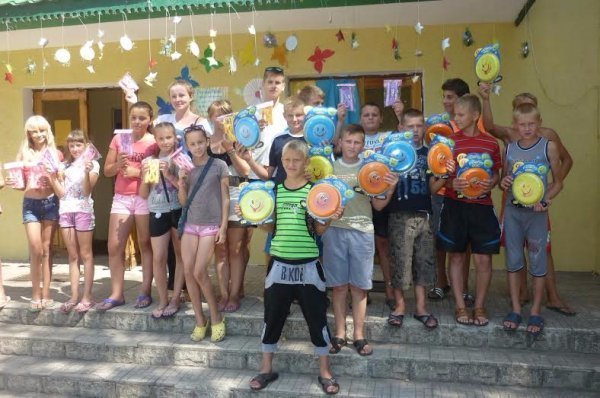 На Світязі для дітей організували спортивне свято на воді. ФОТО