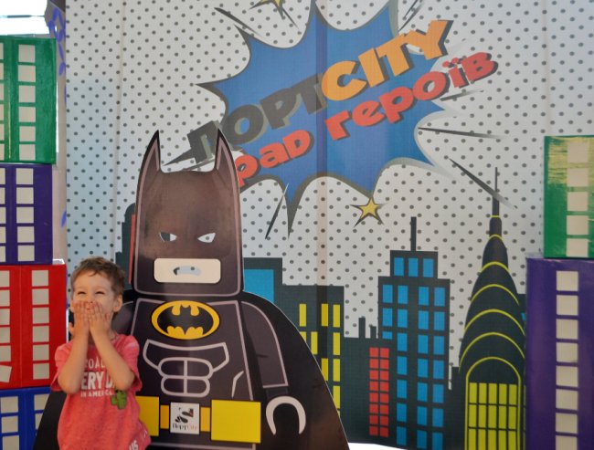 ПортCity влаштував парад супергероїв*