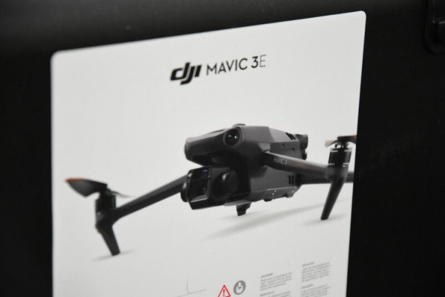 Із Луцька передали військовим дрони та електроніку