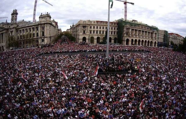 У Будапешті – багатотисячні протести проти Орбана