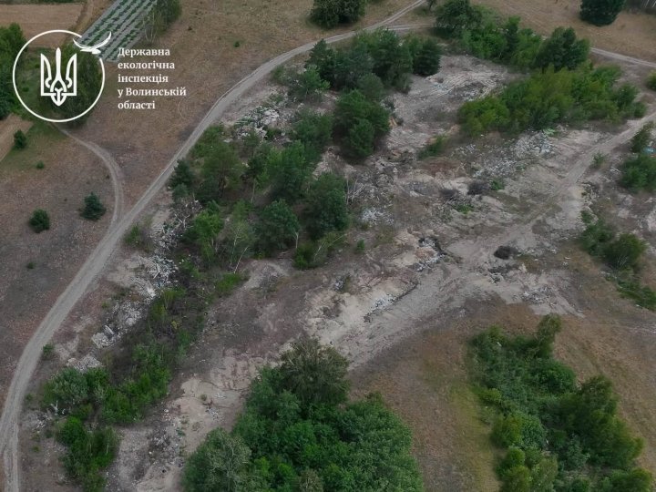 Збитки - понад 1 мільйон: на Волині виявили два стихійні сміттєзвалища