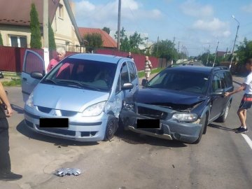 На Волині зіткнулися дві автівки. ФОТО