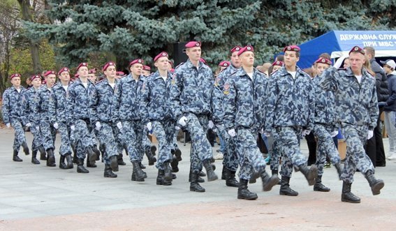 Як у Луцьку майбутні міліціонери складали присяги. ФОТО