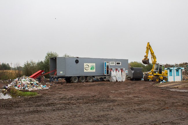 У місті на Волині запустили сміттєсортувальну лінію. ФОТО