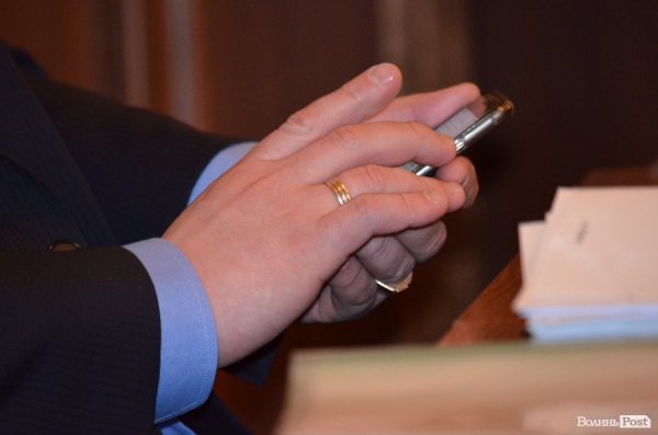 Сесія Волиньради: годинники, гаджети та «Однокласники». ФОТО