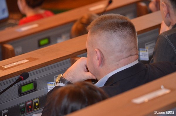 Сесія Волиньради: годинники, гаджети та «Однокласники». ФОТО