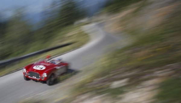 В Австрії ‒ гонки ретро-автомобілів. ФОТО