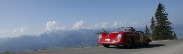 В Австрії ‒ гонки ретро-автомобілів. ФОТО