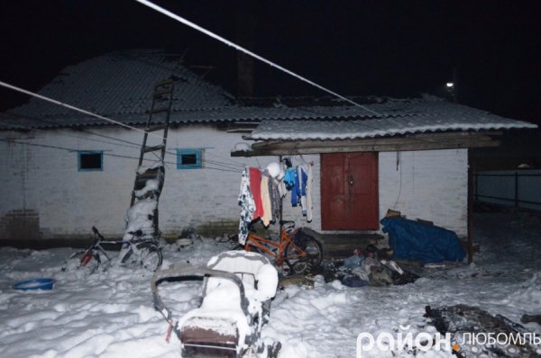 З'явилися фото жахливої пожежі у Любомлі