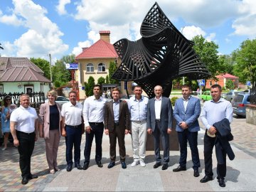 «Тут лікуються мої рідні», – Степан Івахів про волинську лікарню. ФОТО