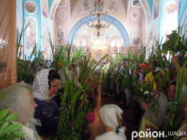 Як на Трійцю святили лепеху в Шацьку. ФОТО