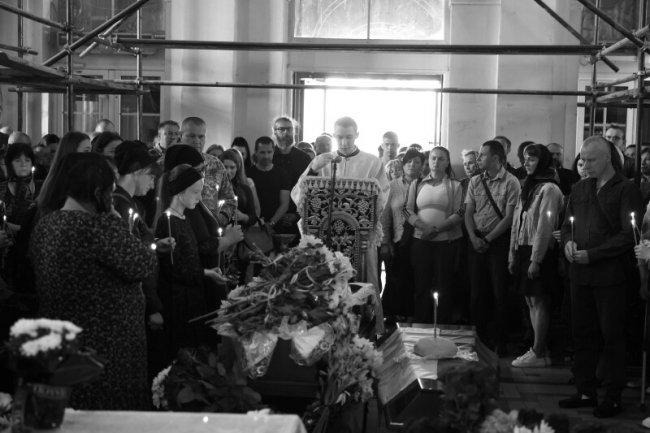 Лучани попрощалися із Героєм Романом Гаврилюком