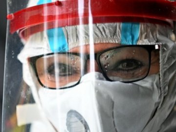 Хто з медиків отримає підвищену зарплату у 13,5 та 20 тисяч – роз'яснення МОЗ