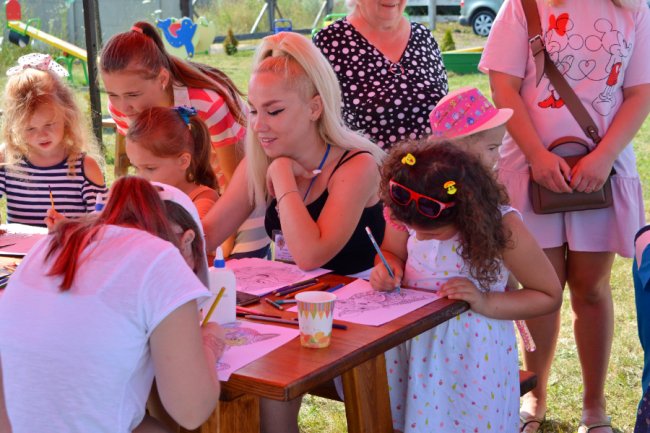 Луцькі активісти зібрали кошти на будівництво майданчика для дітей з ДЦП